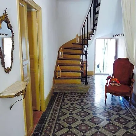 Chez Lola-maison D'hotes Corbieres Bed and breakfast Durban-Corbieres