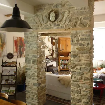 Bed and breakfast Chez Lola-maison D'hotes Corbieres 3*