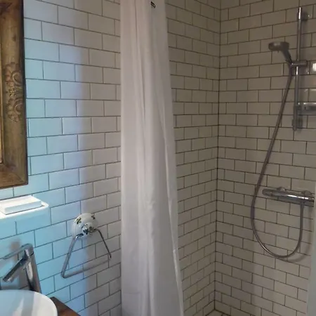 Chez Lola-maison D'hotes Corbieres Bed & Breakfast 3*