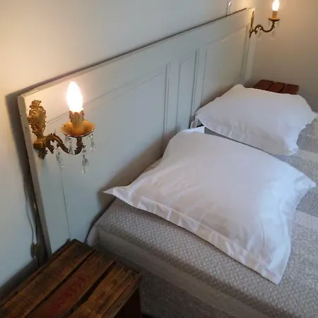 Chez Lola-maison D'hotes Corbieres Bed & Breakfast