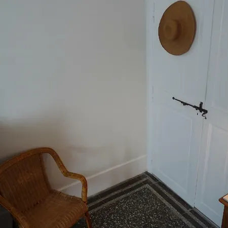 Bed & Breakfast Chez Lola-maison D'hotes Corbieres 3*